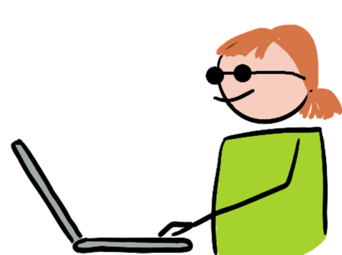 Frau mit Brille am Laptop